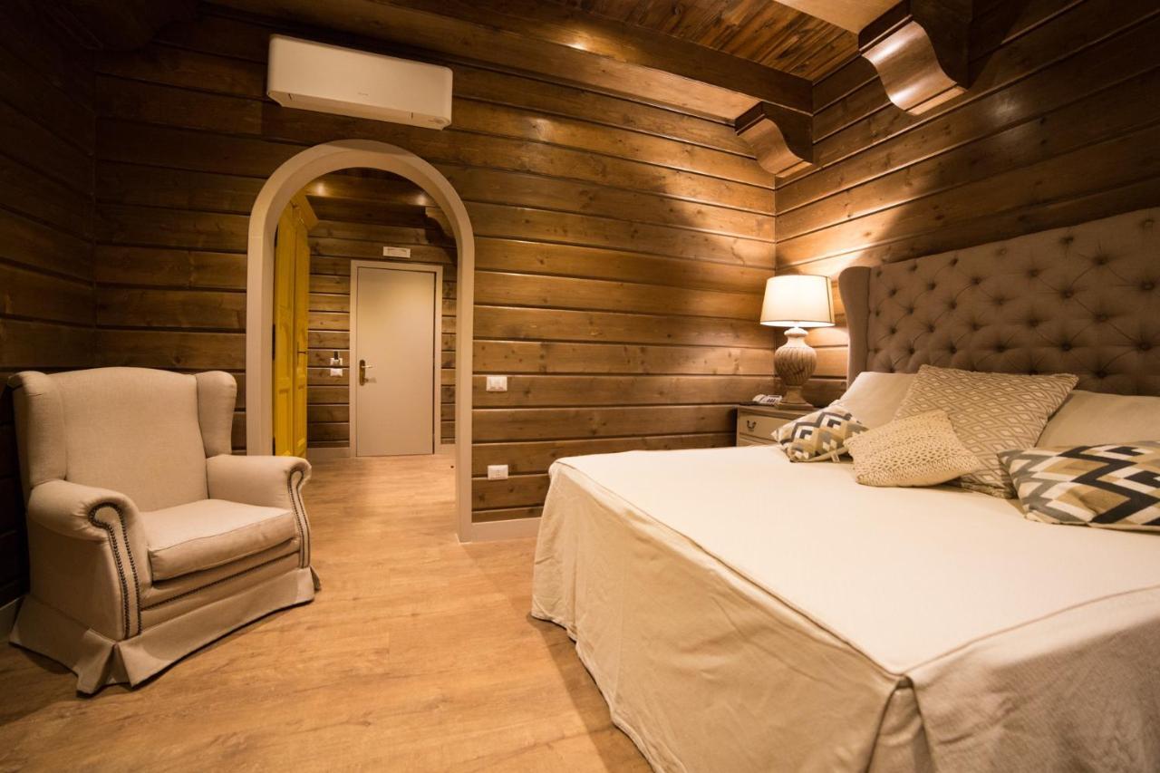 Al Boschetto Hotel Castel Volturno Exterior foto